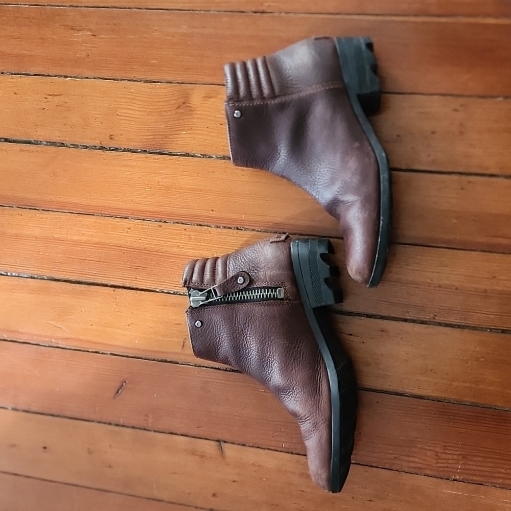 Sorel booties